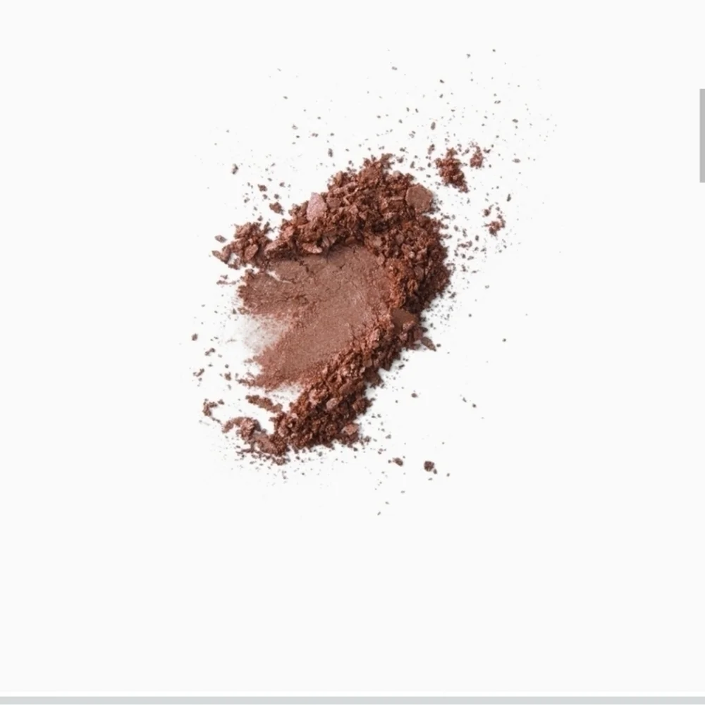 LAST ONE ❤️ TIGI bronzer shade gorgeous